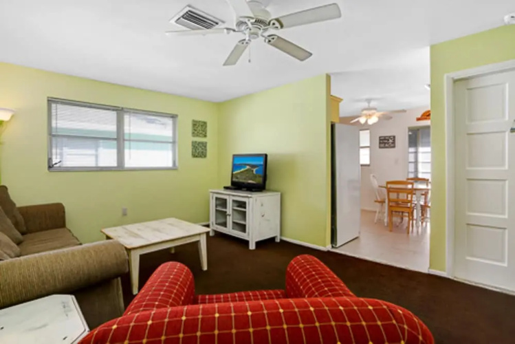 235 Mango - The Cottage