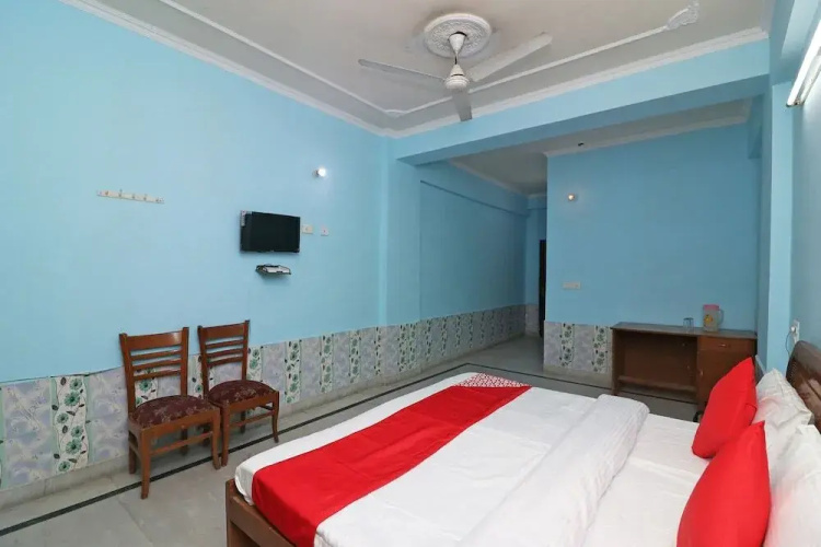Braj Yatra Dham by OYO Rooms