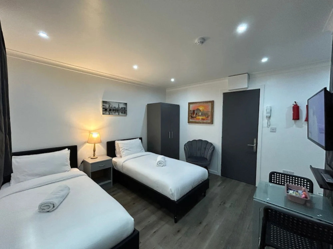 VR Apartments