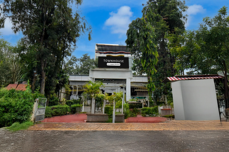 Townhouse Balewadi Stadium Pune Hotel Sarovar