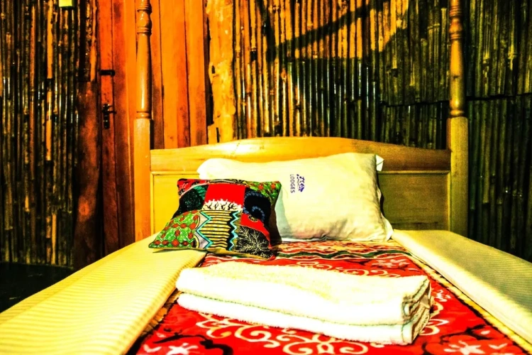 1 Bedroom Standard Double room with balcony