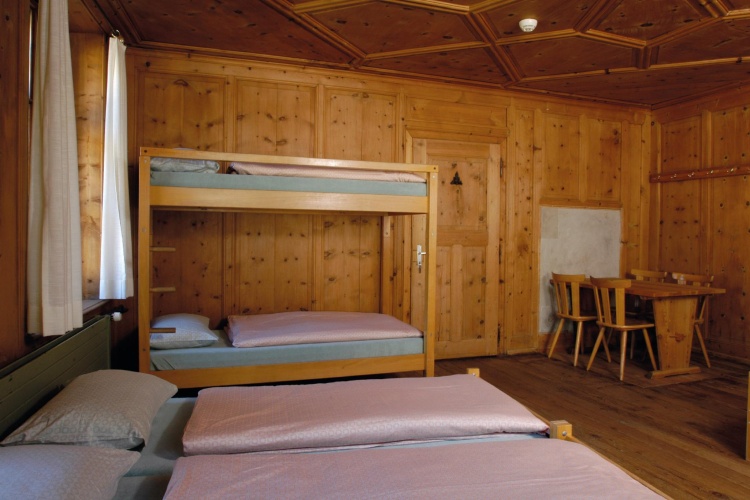 Standard Quintuple room