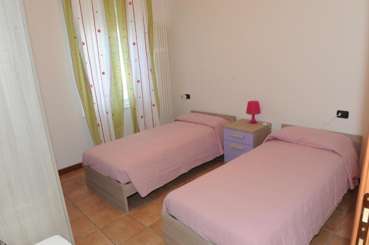 2 Bedrooms Cottage