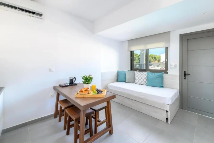 Apartment with balcony