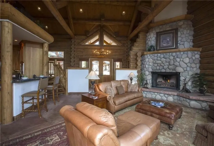 Grand Cottage with balcony