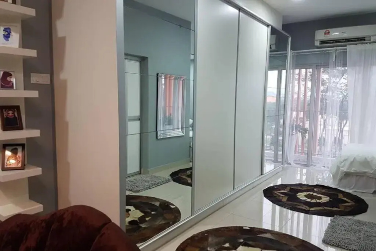 Private studio at Bukit Jelutong