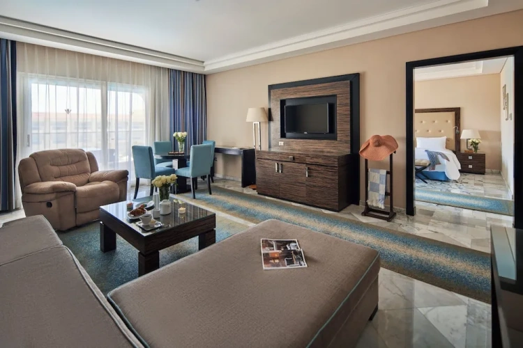 1 Bedroom Triple Junior Suite with sea view