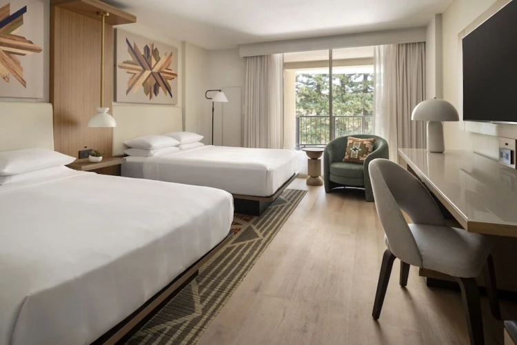 Standard Quadruple room with balcony