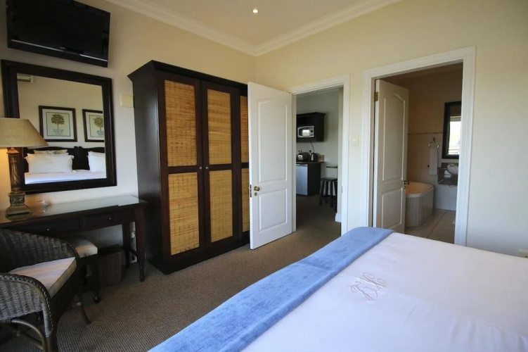 Kingfisher Lodge