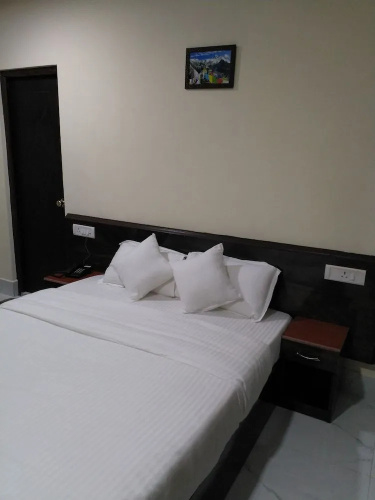 Tropical Suites