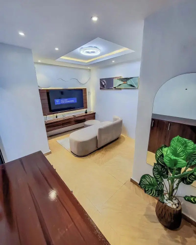 House 575