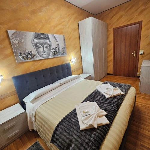 1 Bedroom Economy Single room with mountain view