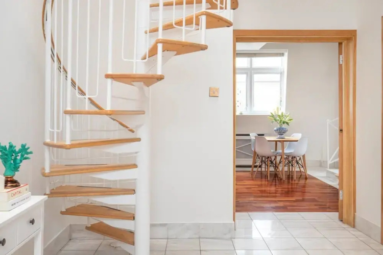 Stylish 2-bed Flat by Piccadilly Circus & Mayfair