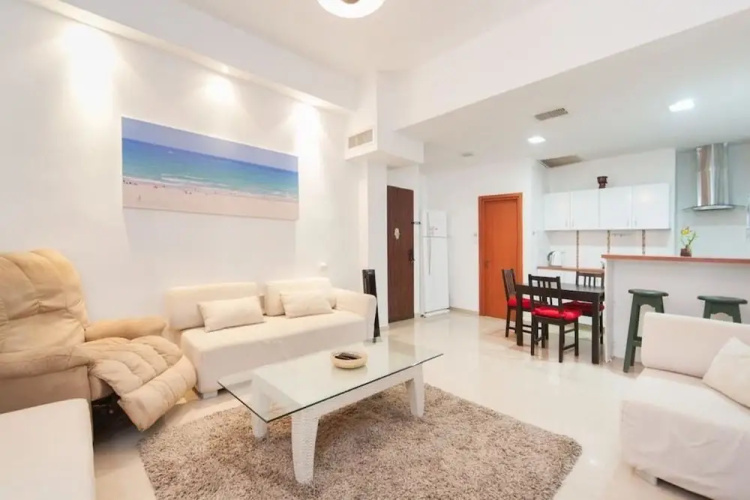 Rothschild Market Beach Great Garden Apt