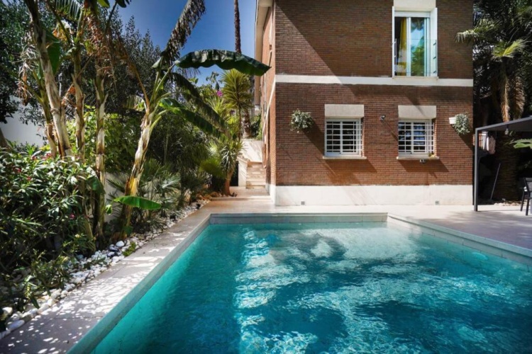 3 Bedrooms Cottage