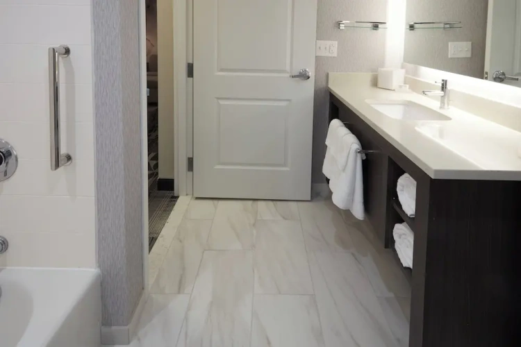 1 Bedroom Twin Suite