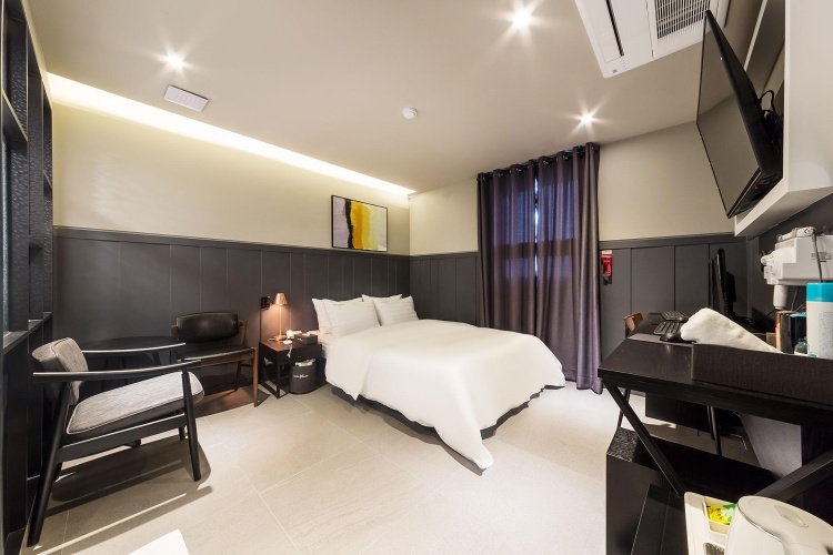 Premium room