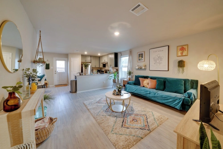 3 Bedrooms Cottage