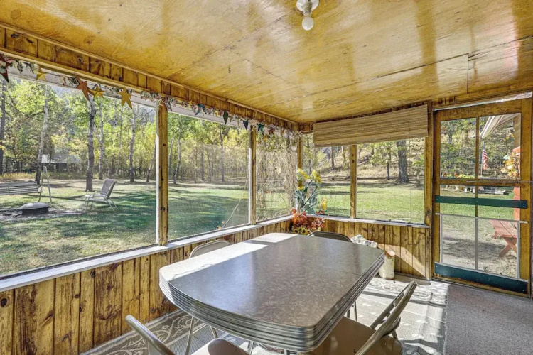Historic Keystone Cabin Near Mount Rushmore!