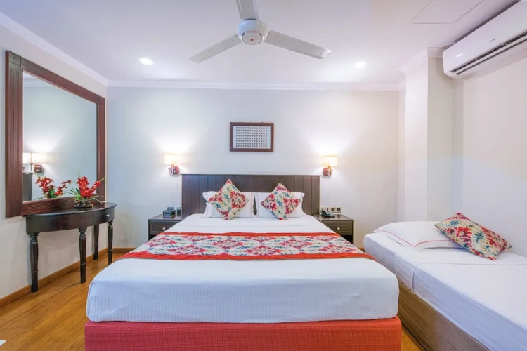 1 Bedroom Deluxe Triple room