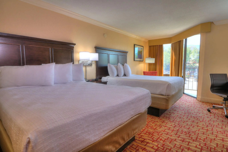 Edgewater Hotel photo 7