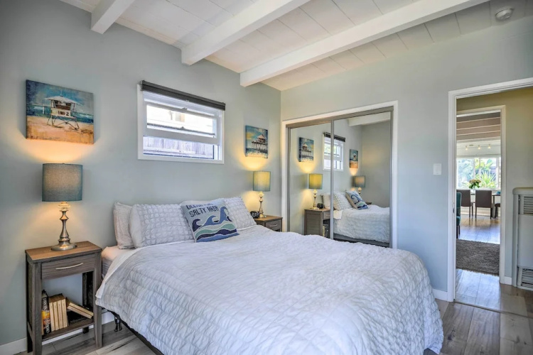 Remodeled Ventura Beach Home With Yard & Fire Pit!
