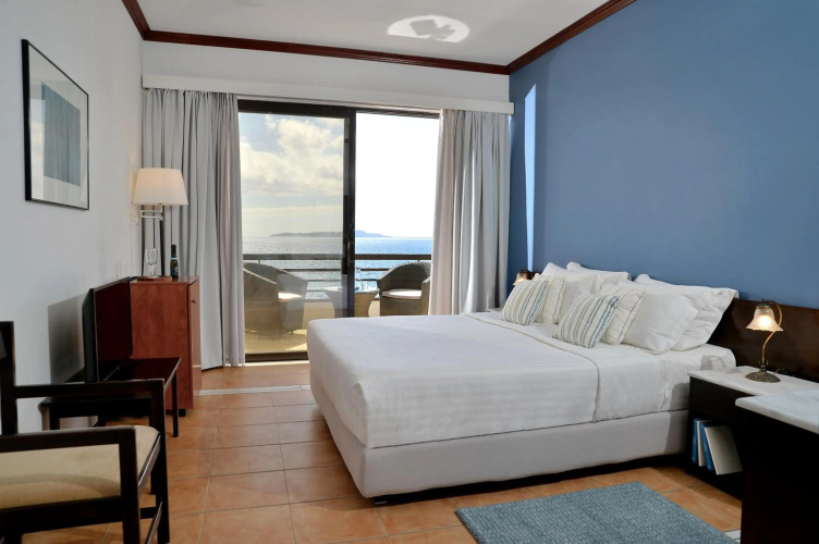 Limira Mare Hotel