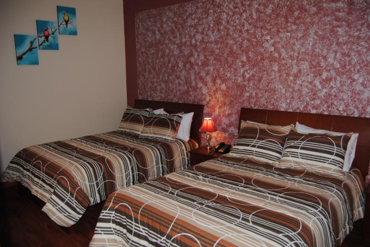 Standard Triple room