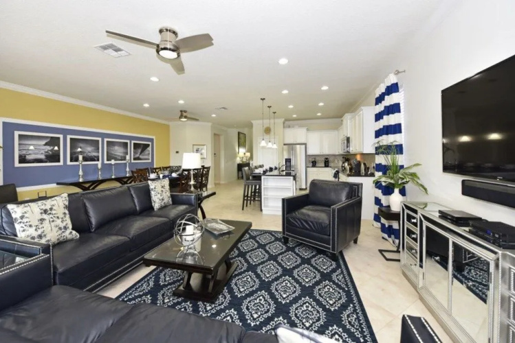 Windsor at Westside 8878