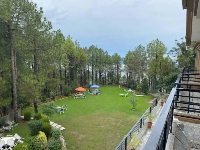 Insignia Resorts