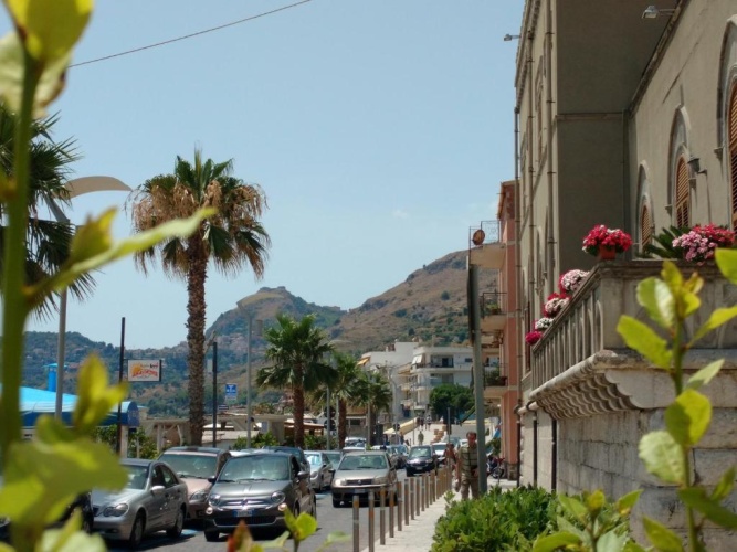 1 Bedroom Apartment seafront