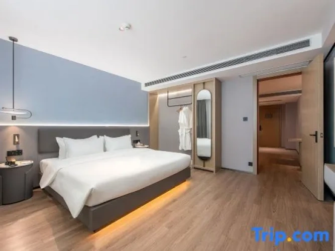 1 Bedroom Business Double Suite