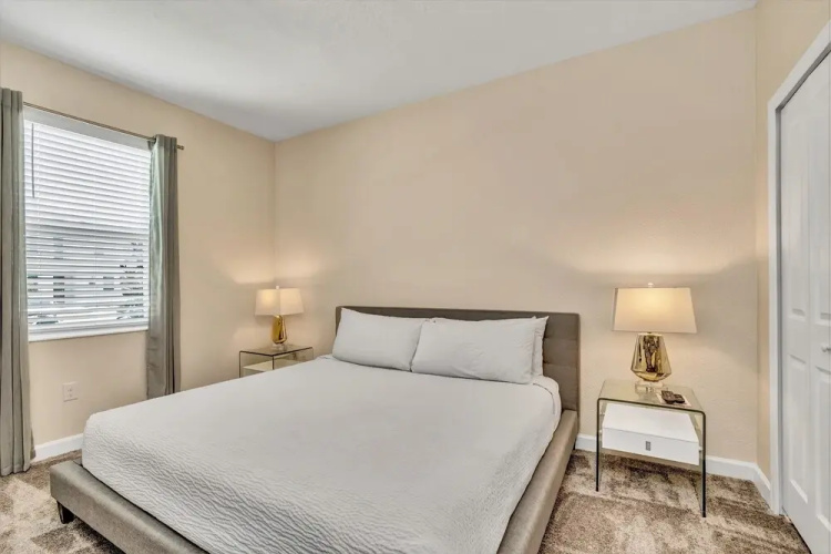 4586 Narrative Ln