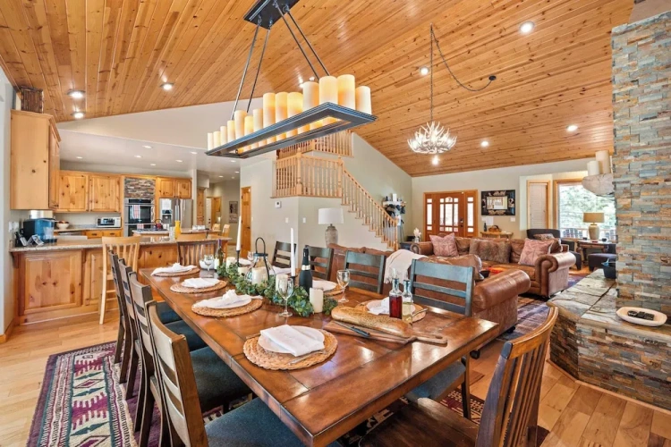 4 Bedrooms Cottage