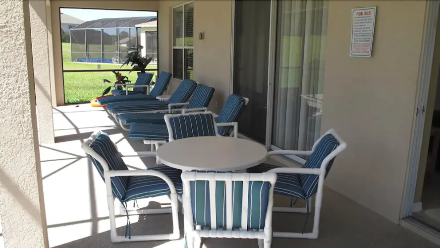 2691 Emerald Island Resort