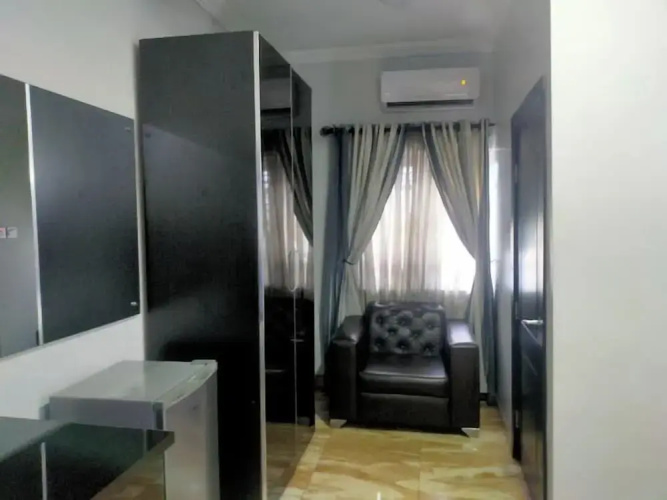 EdisPremier Hotel & Suites