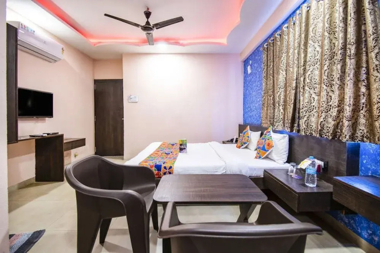 FabExpress Vijay Nagar Extention