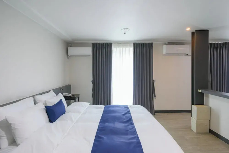 Bugok Royal Hotel