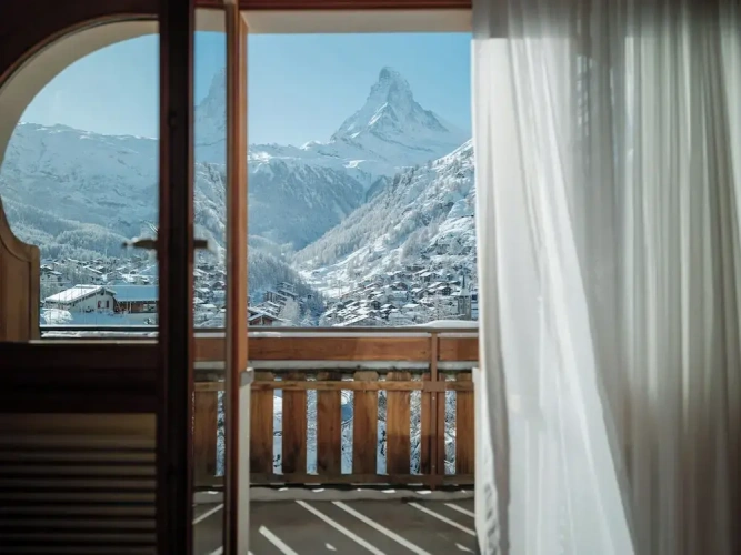 Suite with balcony