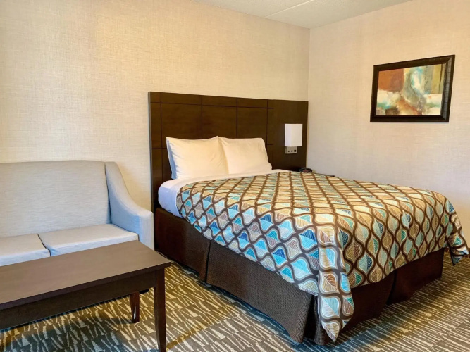 Deluxe Inn