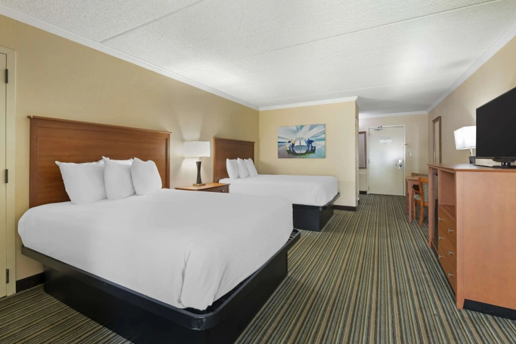 Standard Quadruple room with balcony