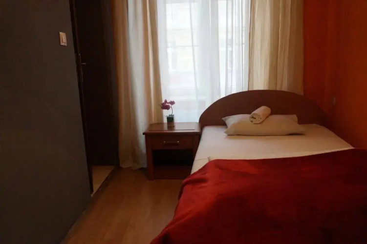 Green Hostel