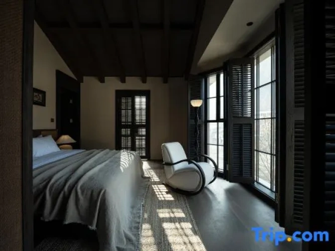 Standard Double room with river view