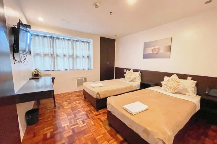 Standard Twin room