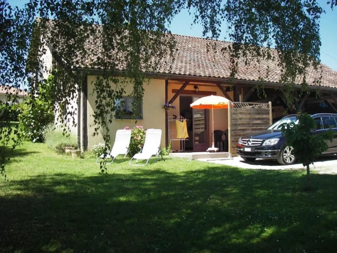 Studio with garden view