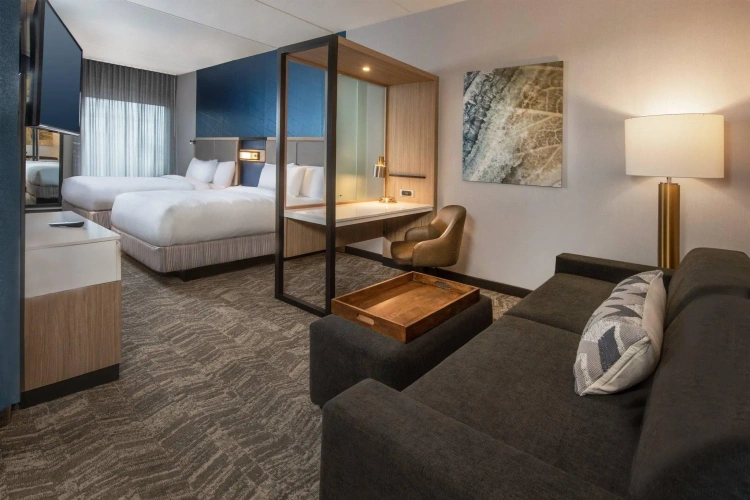 Quadruple Suite
