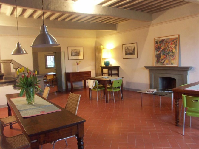 4 Bedrooms Cottage