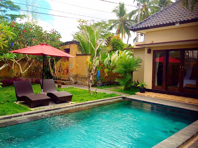 2 Bedrooms Villa