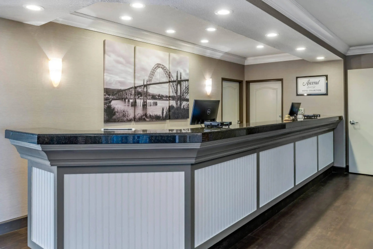 Elizabeth Oceanfront Suites, an Ascend Collection Hotel