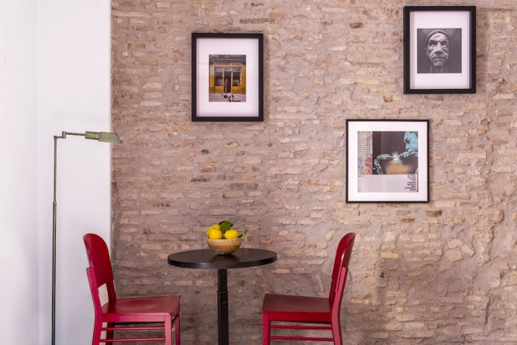 DownTown Boutique House - CA Domus Collection